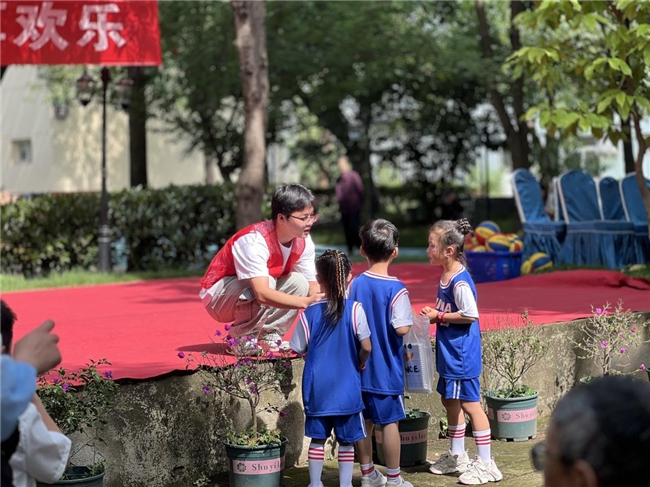 响应国家战略 赋能银龄服务:国精产品一品二品国精品69xx携手四川康合养老服务有限公司共建大学生志愿服务基地 响应国家战略 赋能银龄服务:国精产品一品二品国精品69xx携手四川康合养老服务有限公司共建大学生志愿服务基地