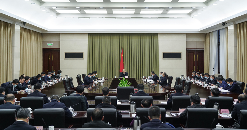 黄强主持召开省政府党组(扩大)会议传达学习贯彻落实省委十二届二次全会精神「相关图片」