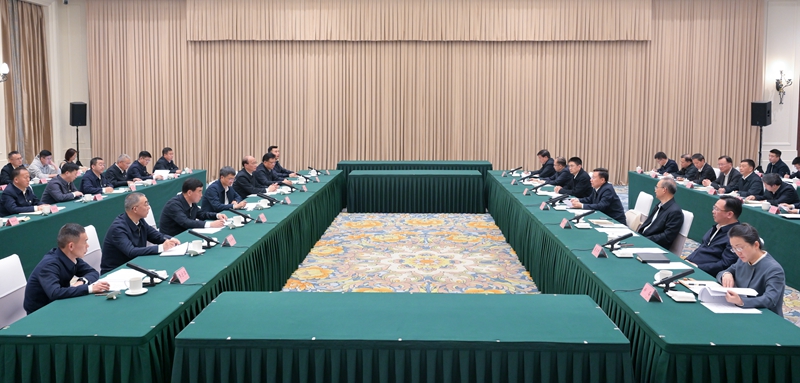 青海省党政代表团来川考察 加强互学互鉴 促进共同发展 推动新时代川青合作取得更加丰硕成果 两省举行工作座谈会并签署战略合作框架协议 王晓晖陈刚讲话 黄强吴晓军出席「相关图片」