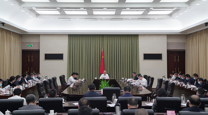 黄强主持召开省政府党组(扩大)会议深入学习贯彻习近平总书记重要讲话精神用高质量发展检验主题教育成效「相关图片」